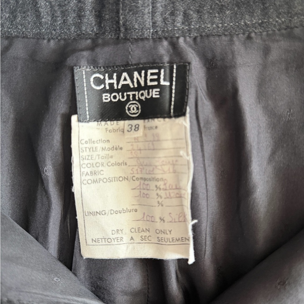 CHANEL Boutique Black Lined wool trousers  Label Detail